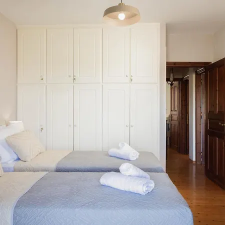 Vila Mythea By 